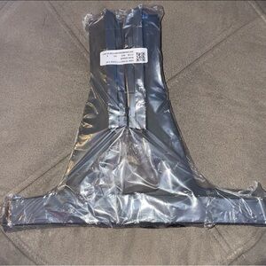 SAMSUNG - ASSY STAND P-COVER TOP BN96-58942B